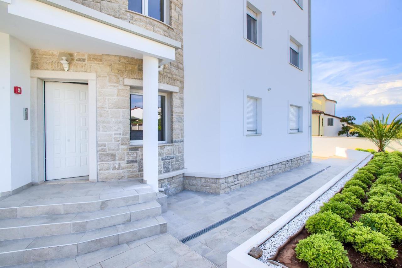 White House Stinjan Apartment ภายนอก รูปภาพ