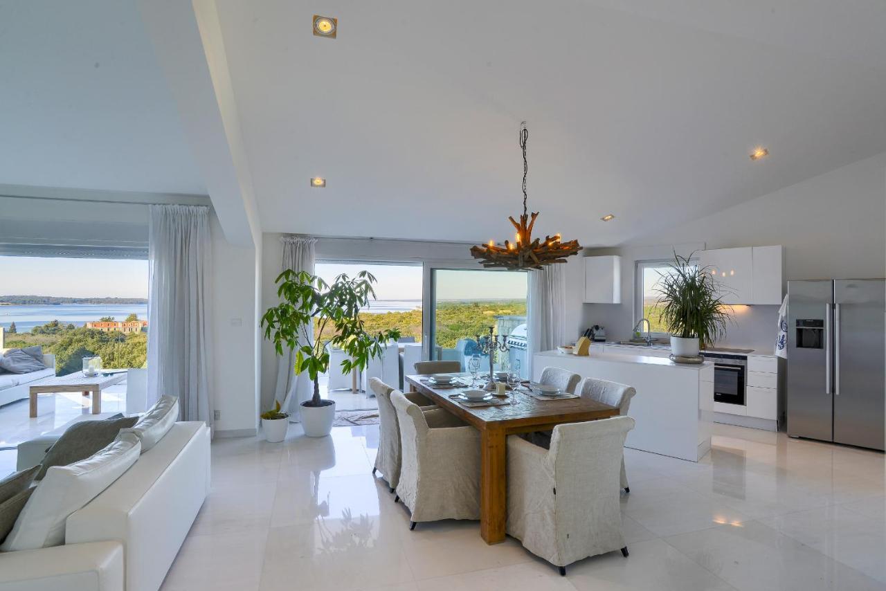 White House Stinjan Apartment ภายนอก รูปภาพ